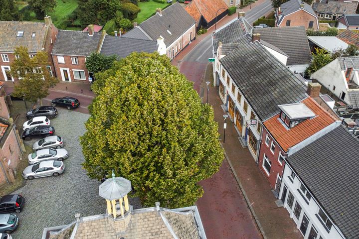 View photo 44 of Raadhuisstraat 3