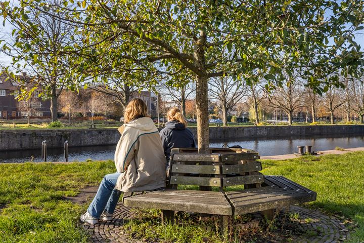 Bekijk foto 47 van Makassarstraat 53