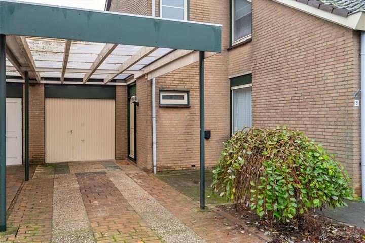 Bekijk foto 33 van Irenestraat 8