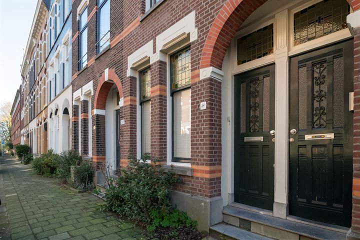 Bekijk foto 16 van IJsclubstraat 38-B 01