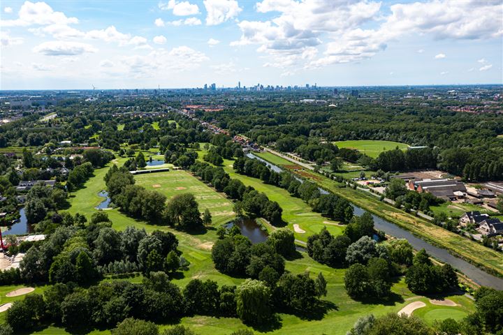 Bekijk foto 32 van Ringvaartpark 10