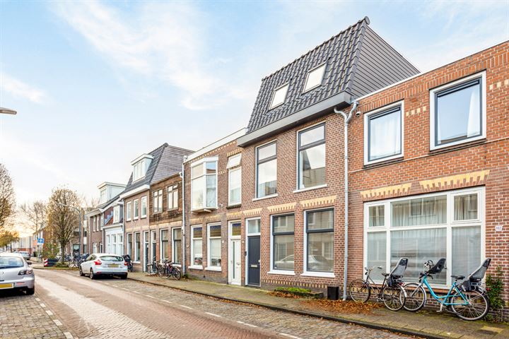 Bekijk foto 32 van Teylerstraat 104