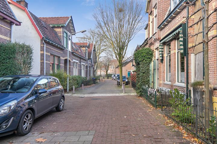 Bekijk foto 34 van Jan van Beierenstraat 21