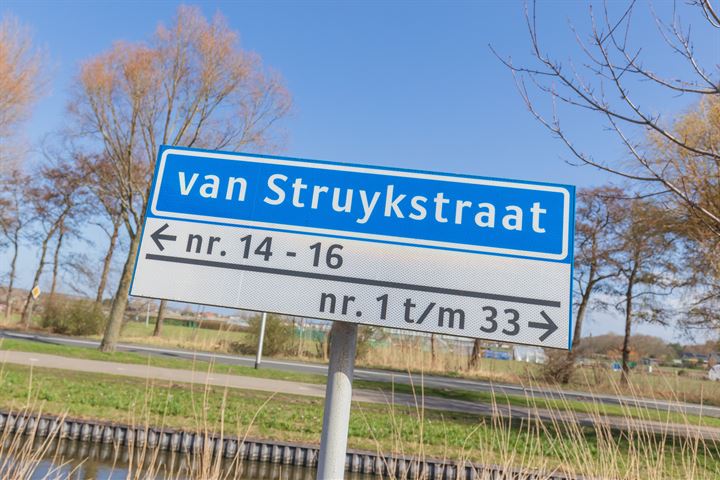 Bekijk foto 50 van van Struykstraat 14