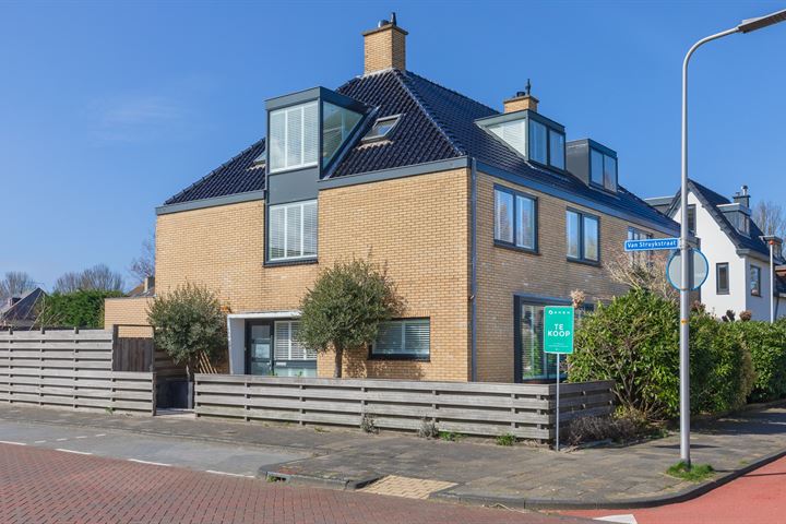 Bekijk foto 49 van van Struykstraat 14