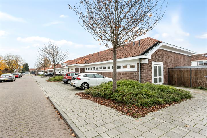 Dahliastraat 9-d, Almelo