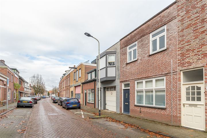 Bekijk foto 30 van Kolfbaanstraat 14-A