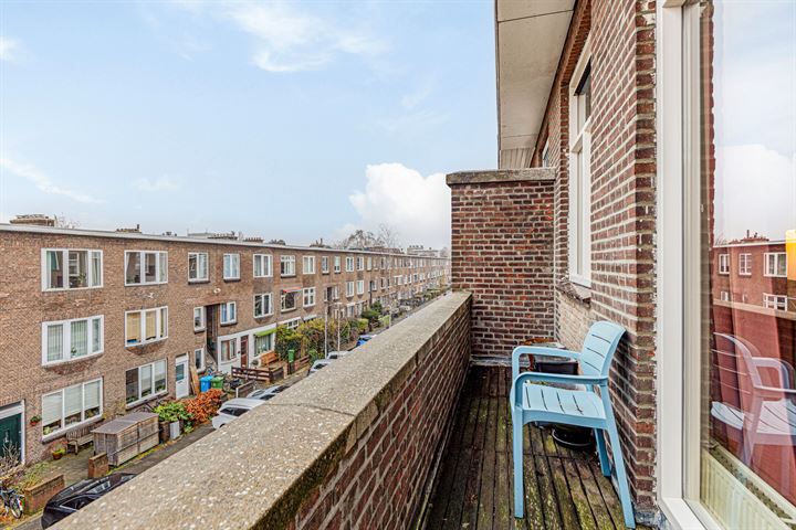 Bekijk foto 40 van van Naeltwijckstraat 80