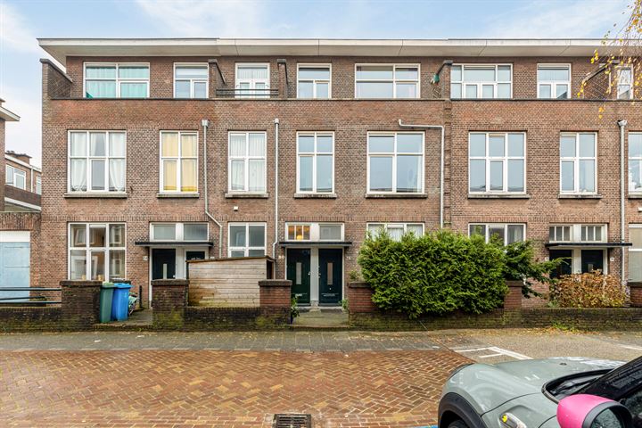 Bekijk foto 48 van van Naeltwijckstraat 80