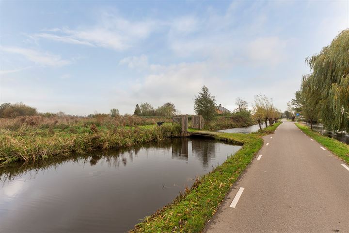 View photo 33 of Oukoopsedijk 14