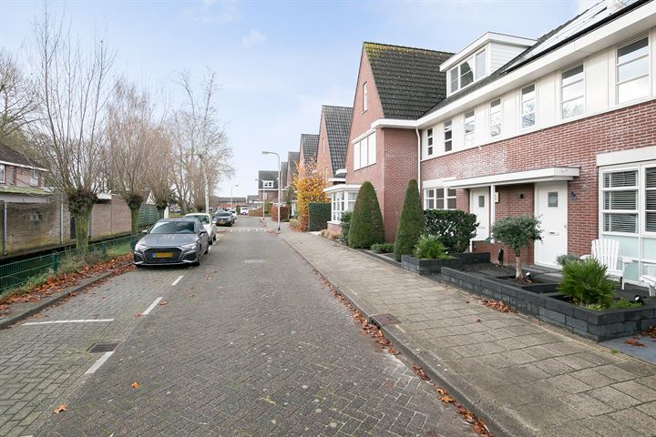 Bekijk foto 44 van Marnixstraat 7