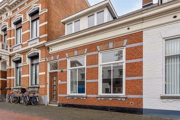 View photo 31 of Van Dedemstraat 194