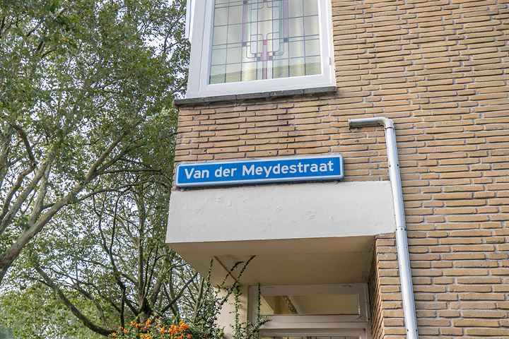 Bekijk foto 8 van Van der Meydestraat 22-D