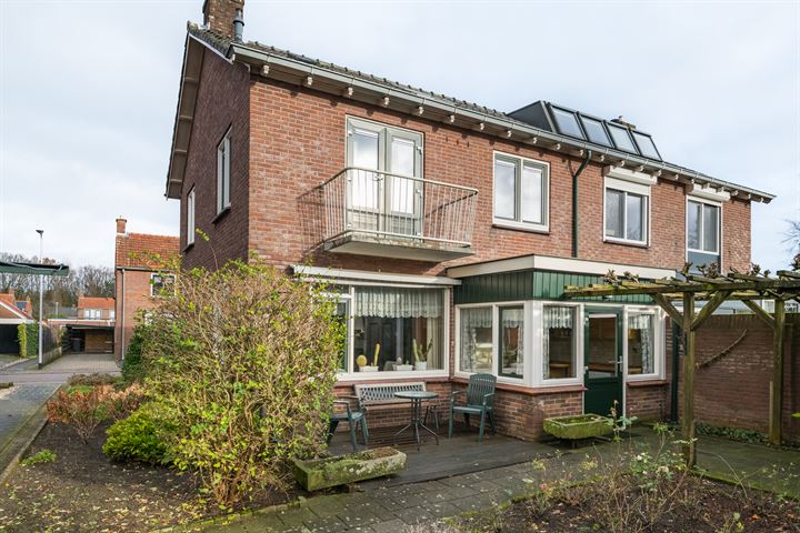 Bekijk foto 42 van Prunusstraat 18