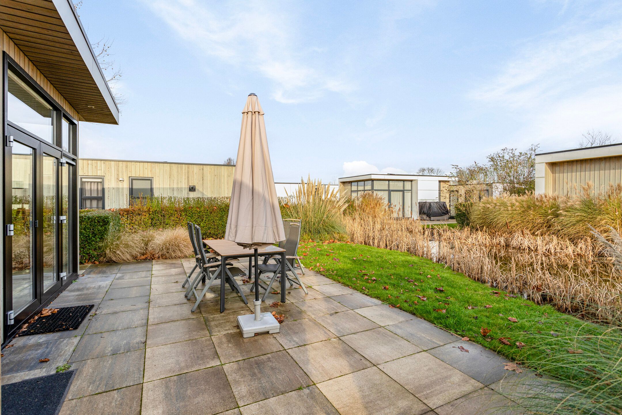 2-bedroom freehold villa in Nijkerk — photo 3 of 5