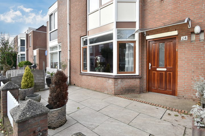 Bekijk foto 2 van R.A. Flintermanstraat 24