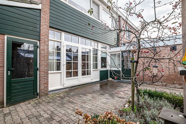 Bekijk foto 30 van John F Kennedystraat 8