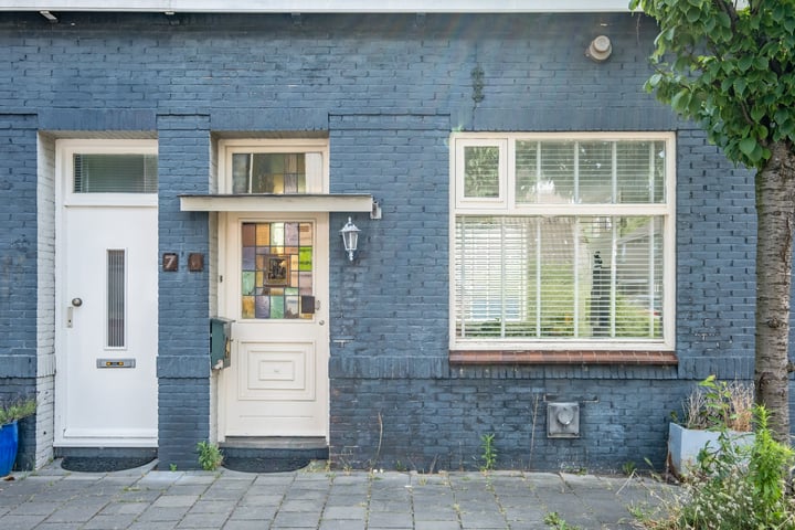 View photo 44 of Badhuisstraat 9