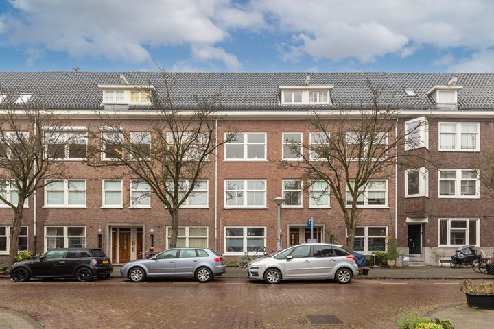 Bekijk foto 1 van Vogelenzangstraat 16-2