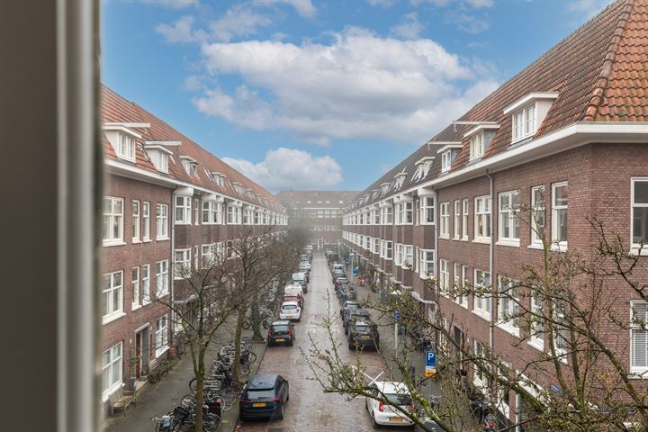 Bekijk foto 4 van Vogelenzangstraat 16-2