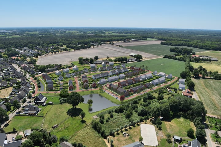 Photo 4 of Wil van der Burgtstraat 3