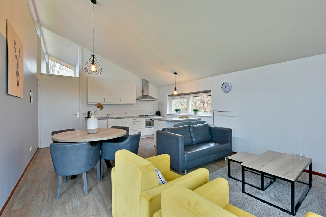 Foto 11 van Zwembadweg 1-W112