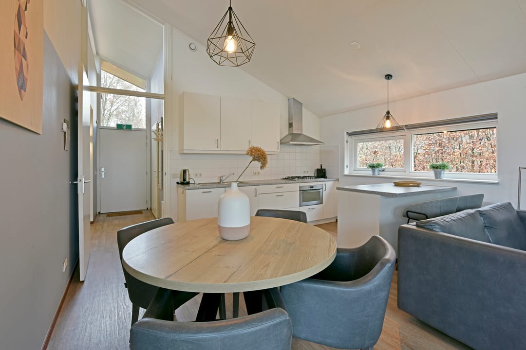 Foto 13 van Zwembadweg 1-W112