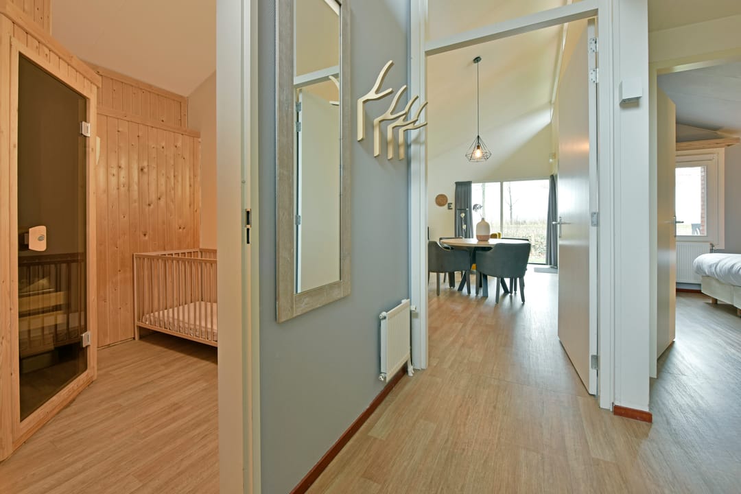 Foto 26 van Zwembadweg 1-W112