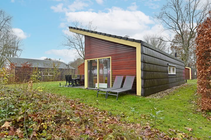 Foto 31 van Zwembadweg 1-W112