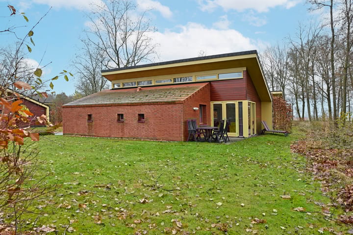 Foto 32 van Zwembadweg 1-W112