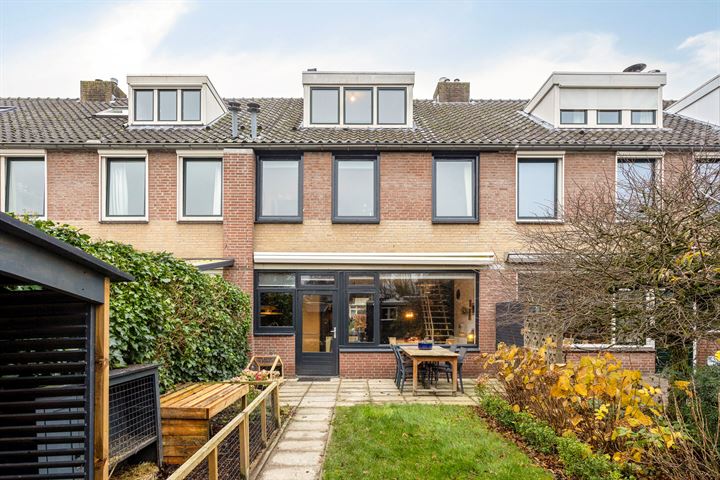 Bekijk foto 13 van Aardbeistraat 6