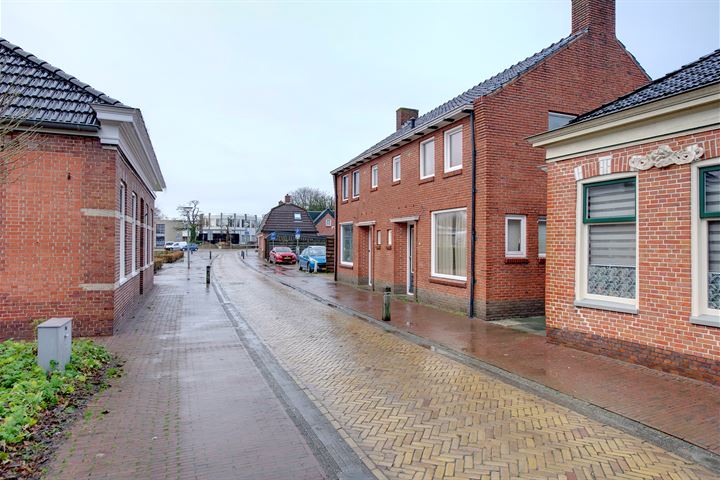 Bekijk foto 21 van Zuiderstraat 17