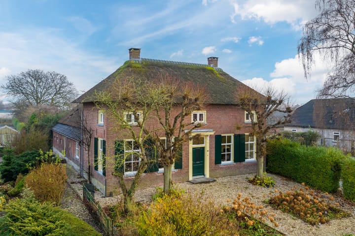 Foto 1 van Vogelenzangseweg 21