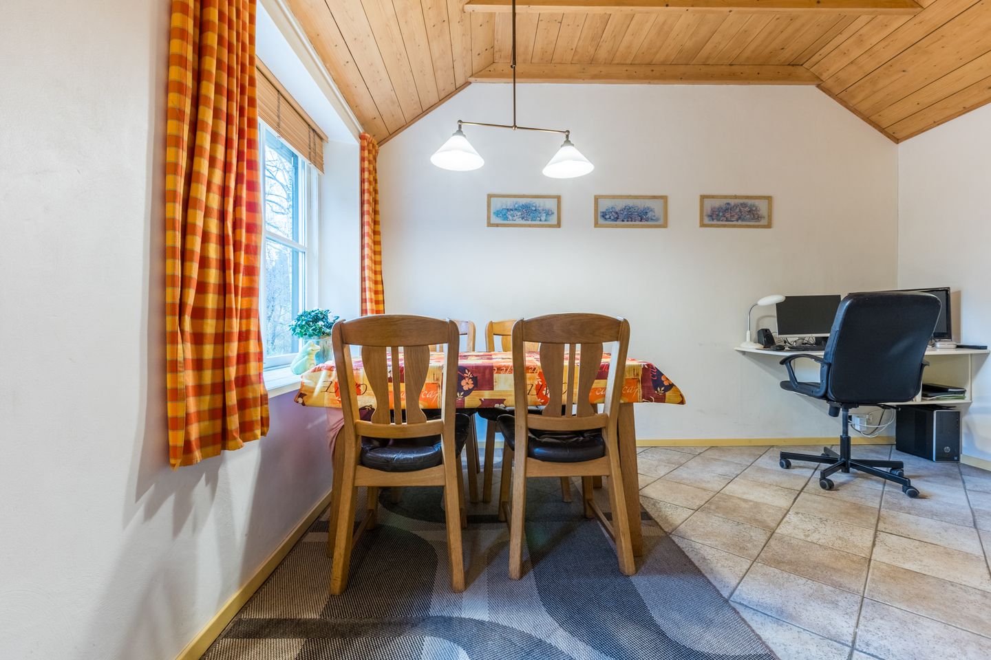 Foto 40 van Vogelenzangseweg 21