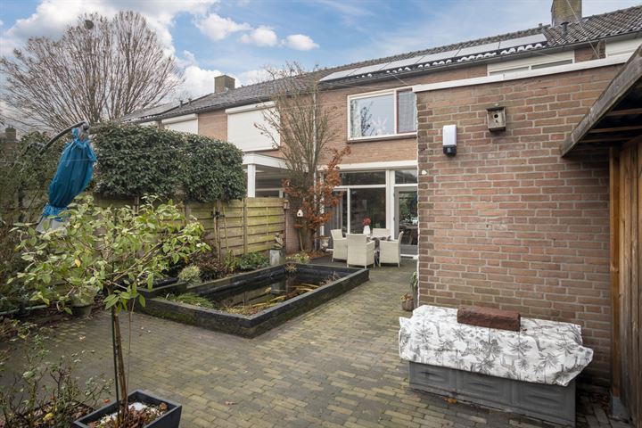 Bekijk foto 39 van Graaf Hendriklaan 5