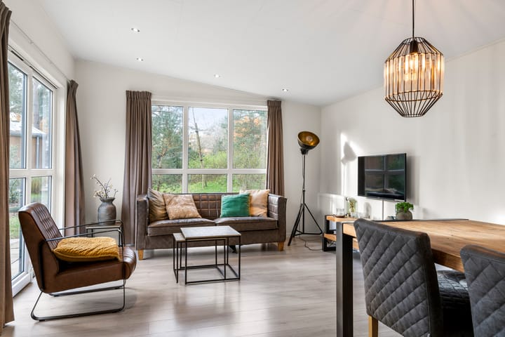 Foto 3 van Arnhemseweg 100-R110