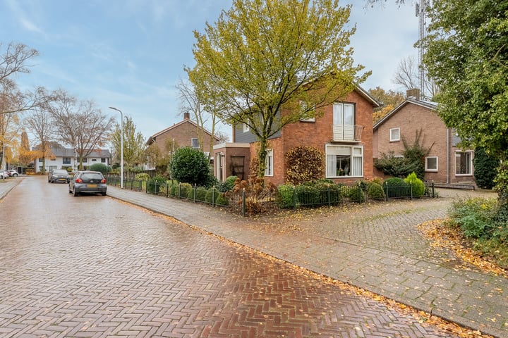 Bekijk foto 3 van Krikkenstraat 15