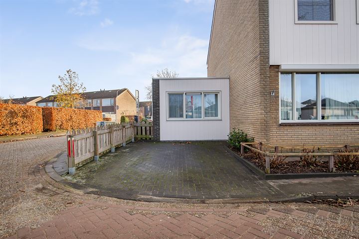 Bekijk foto 42 van Beukenstraat 67