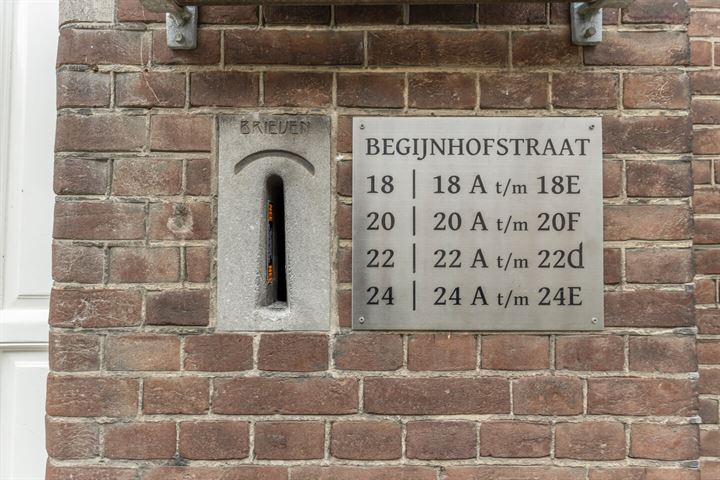 Bekijk foto 10 van Begijnhofstraat 18-E