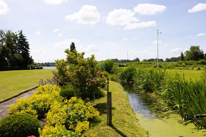 Bekijk foto 17 van Waaldijk 193