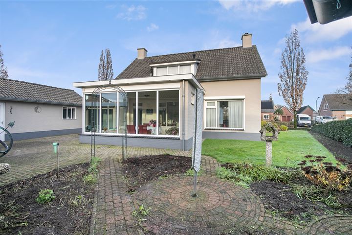 Bekijk foto 32 van Baarschotsestraat 32