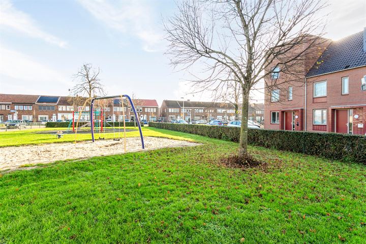 View photo 18 of Burgemeester Bauduinstraat 162