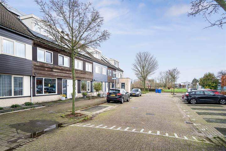 Bekijk foto 3 van Oe Thantstraat 27