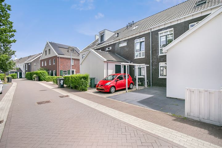 Bekijk foto 38 van Spoetnikstraat 12