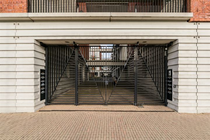 Bekijk foto 3 van Jonkerstraat 15