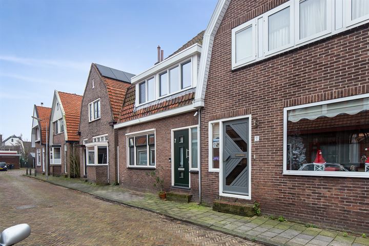 Bekijk foto 27 van Talmastraat 7