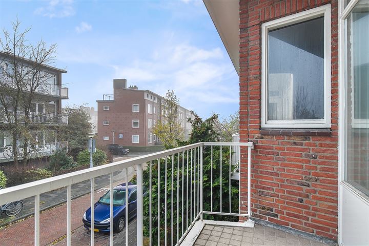 View photo 23 of Huygensstraat 43