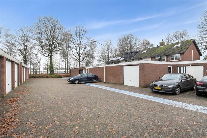 Bekijk foto 42 van Moosbroek 13