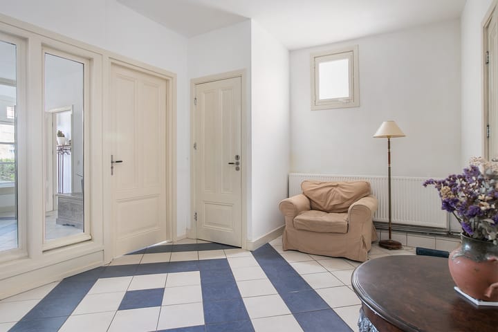 Foto 10 van Raam 242