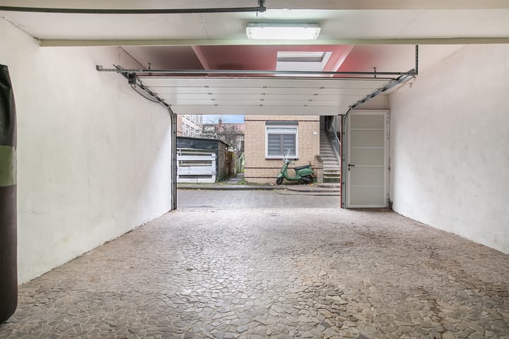 Foto 15 van Raam 242